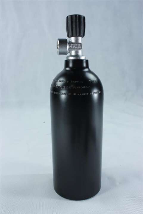 Luxfer Alucylinder black, Aluflasche, Argonflasche DIN und Ventil 1,5L